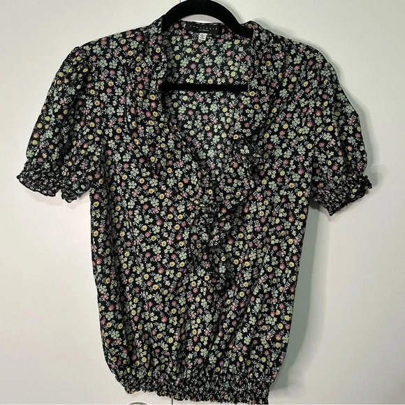 Sanctuary Ruffle Neck Floral Top Elastic Sleeve and Waist Size L - Picture 8 of 8